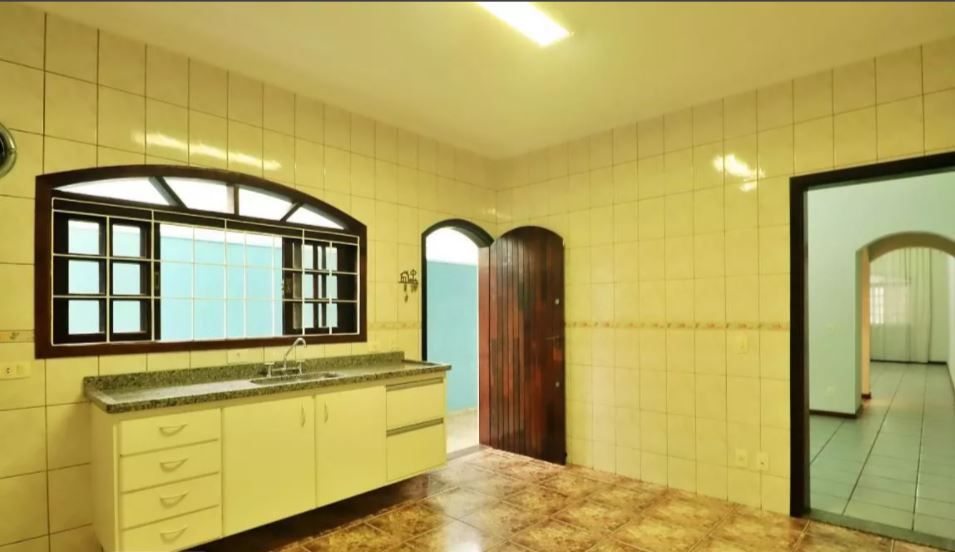 Sobrado à venda com 3 quartos, 200m² - Foto 15