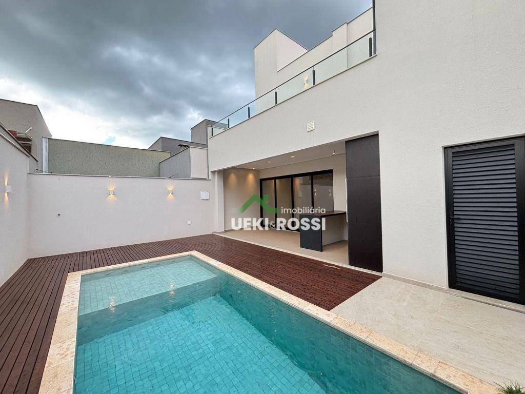 Casa de Condomínio à venda com 4 quartos, 220m² - Foto 4