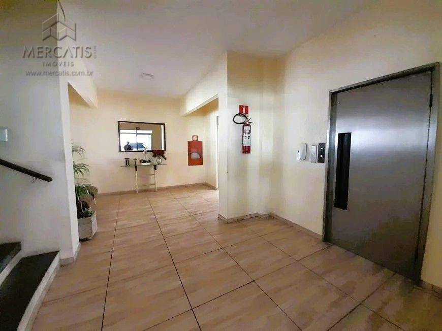 Apartamento à venda com 3 quartos, 101m² - Foto 4