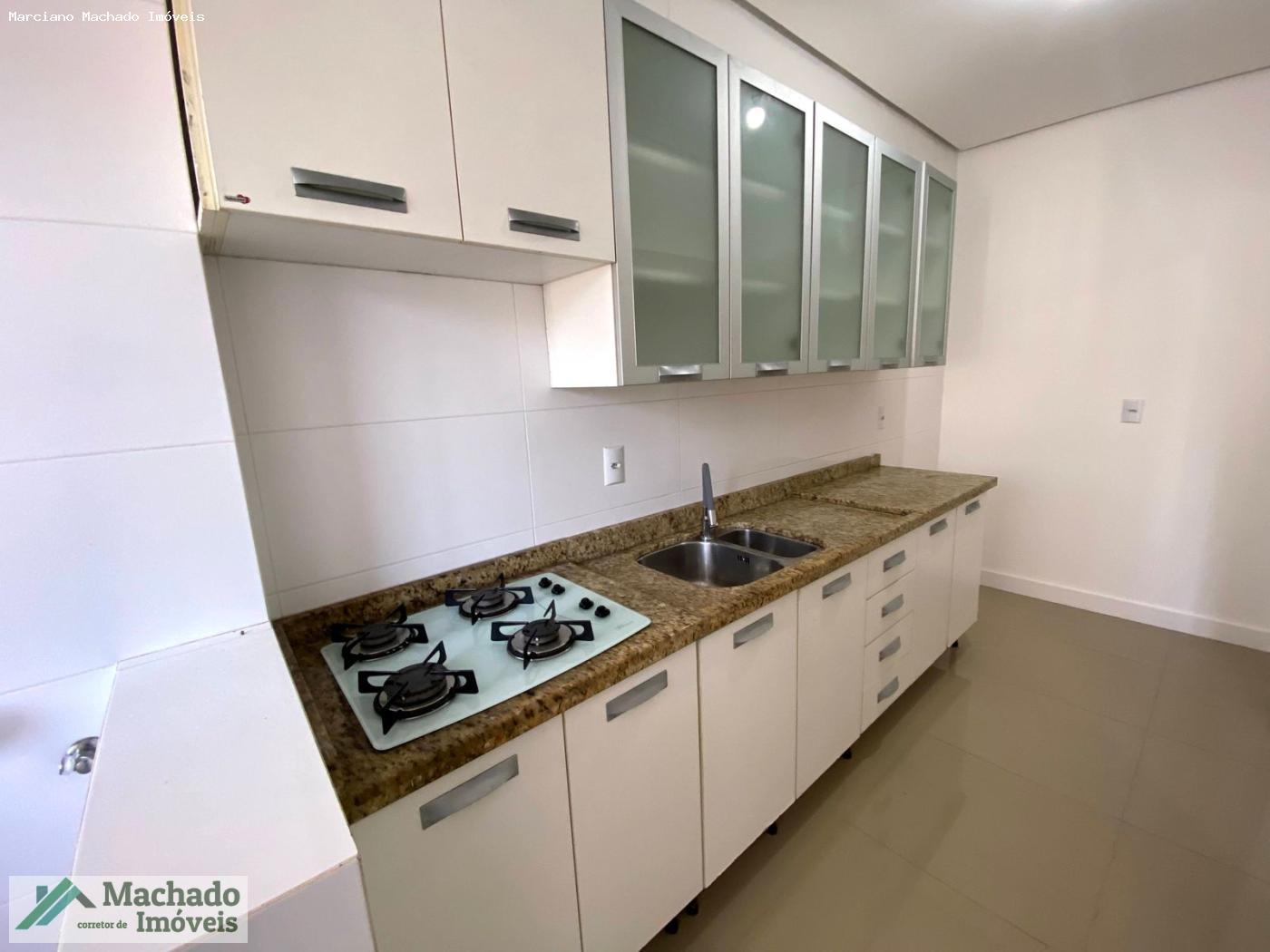 Apartamento à venda com 2 quartos, 75m² - Foto 28