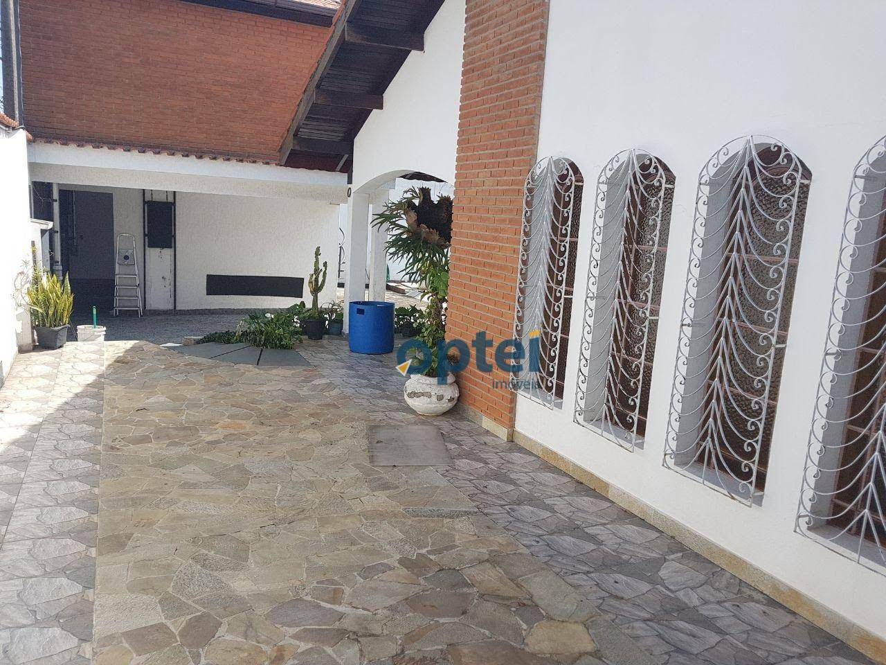 Casa à venda com 3 quartos, 500m² - Foto 4