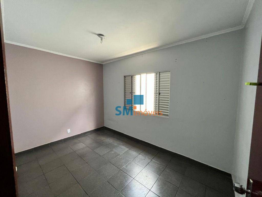 Sobrado à venda com 3 quartos, 250m² - Foto 3