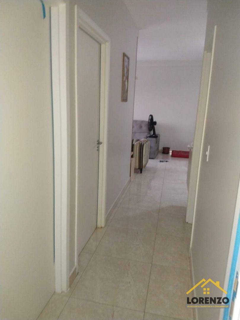 Apartamento à venda com 3 quartos, 98m² - Foto 9