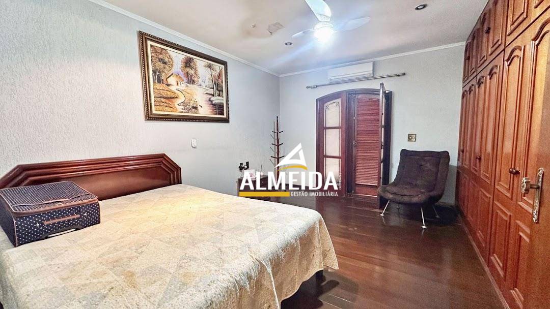 Casa, 3 quartos, 393 m² - Foto 4