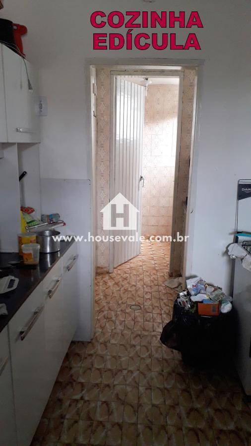 Casa à venda com 4 quartos, 200m² - Foto 19