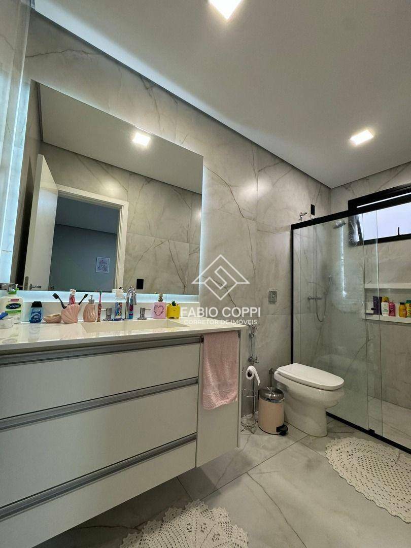 Casa de Condomínio à venda com 3 quartos, 224m² - Foto 17
