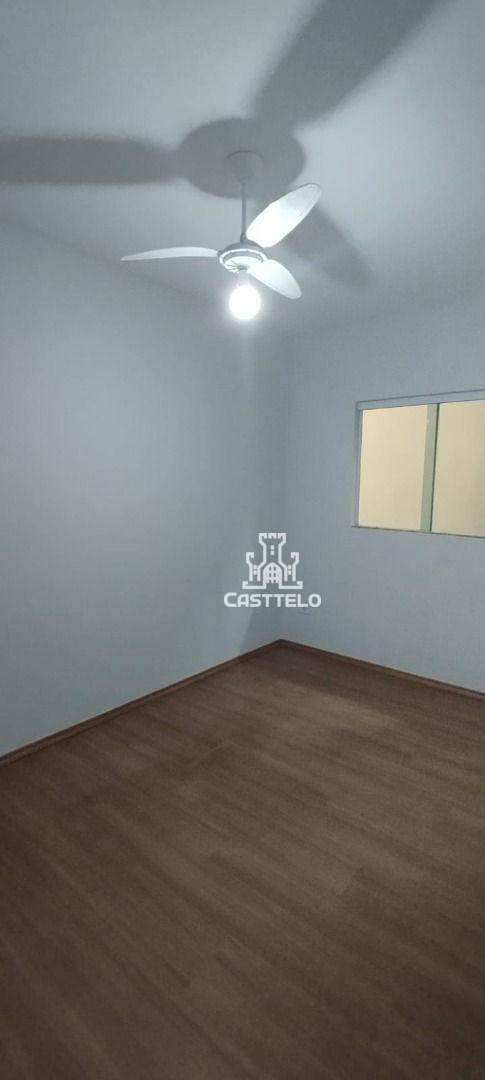 Casa à venda com 2 quartos, 100m² - Foto 8