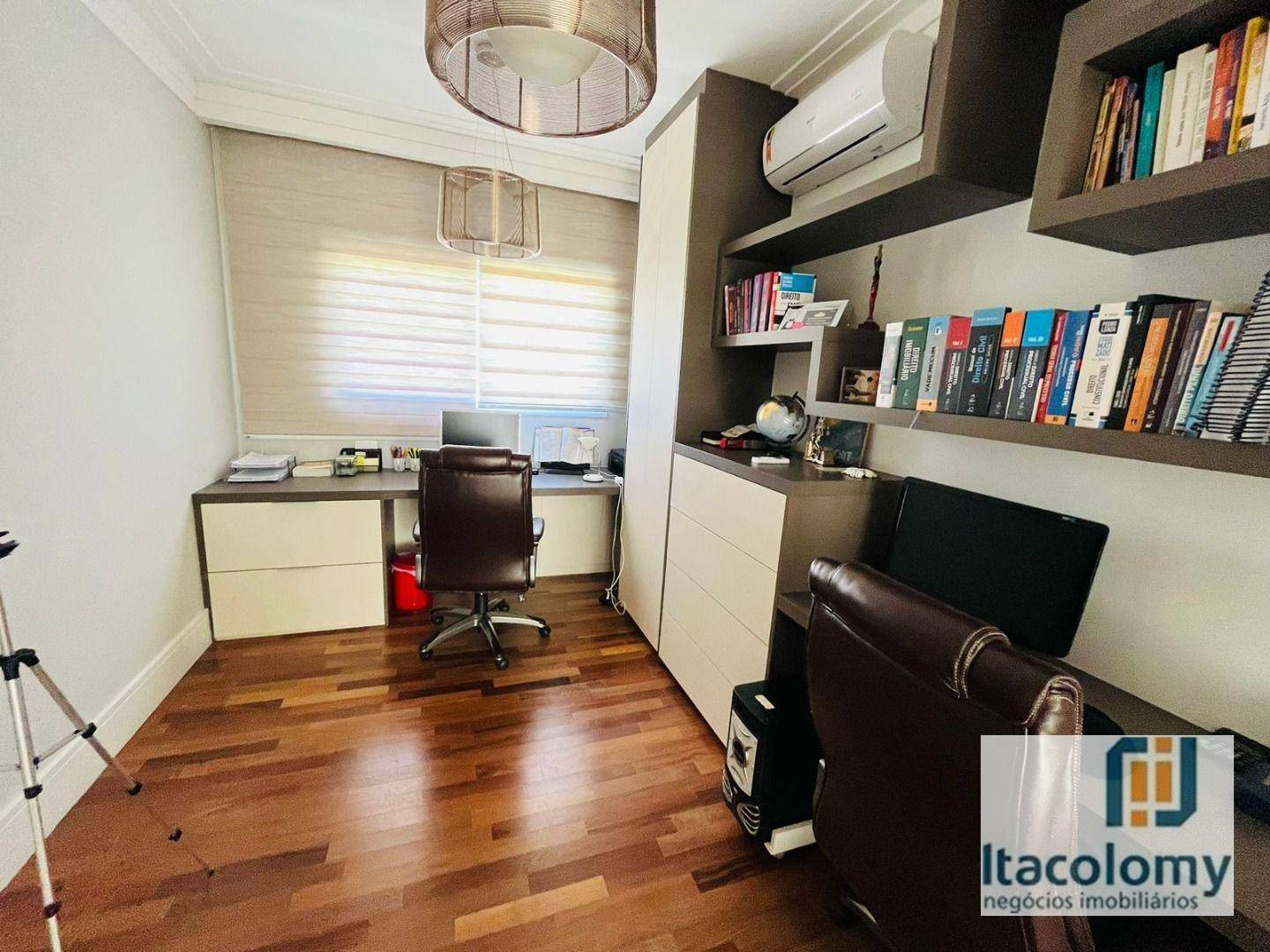 Casa de Condomínio à venda com 4 quartos, 530m² - Foto 37