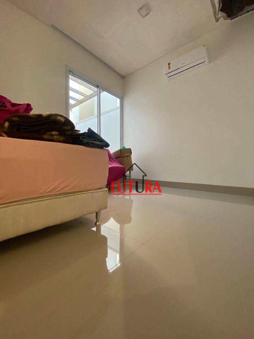 Casa de Condomínio à venda com 3 quartos, 270m² - Foto 13