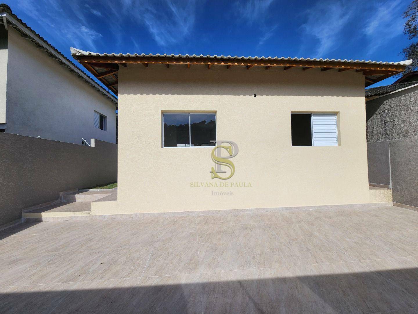 Casa à venda com 4 quartos, 95m² - Foto 3