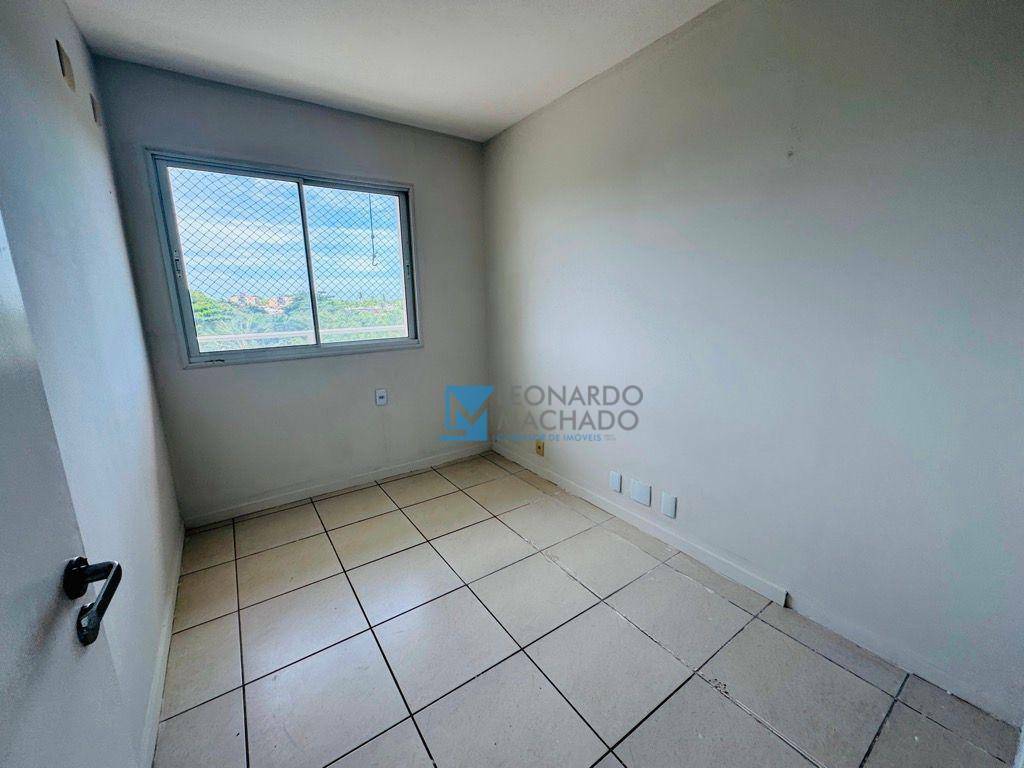 Apartamento à venda com 3 quartos, 73m² - Foto 3