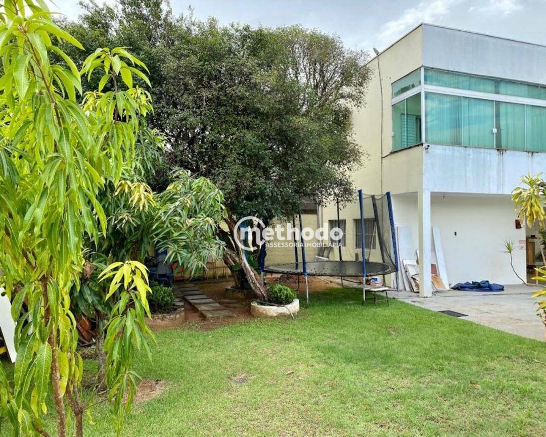 Chácara à venda com 3 quartos, 1280m² - Foto 2