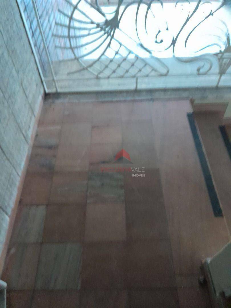 Casa à venda com 4 quartos, 585m² - Foto 30