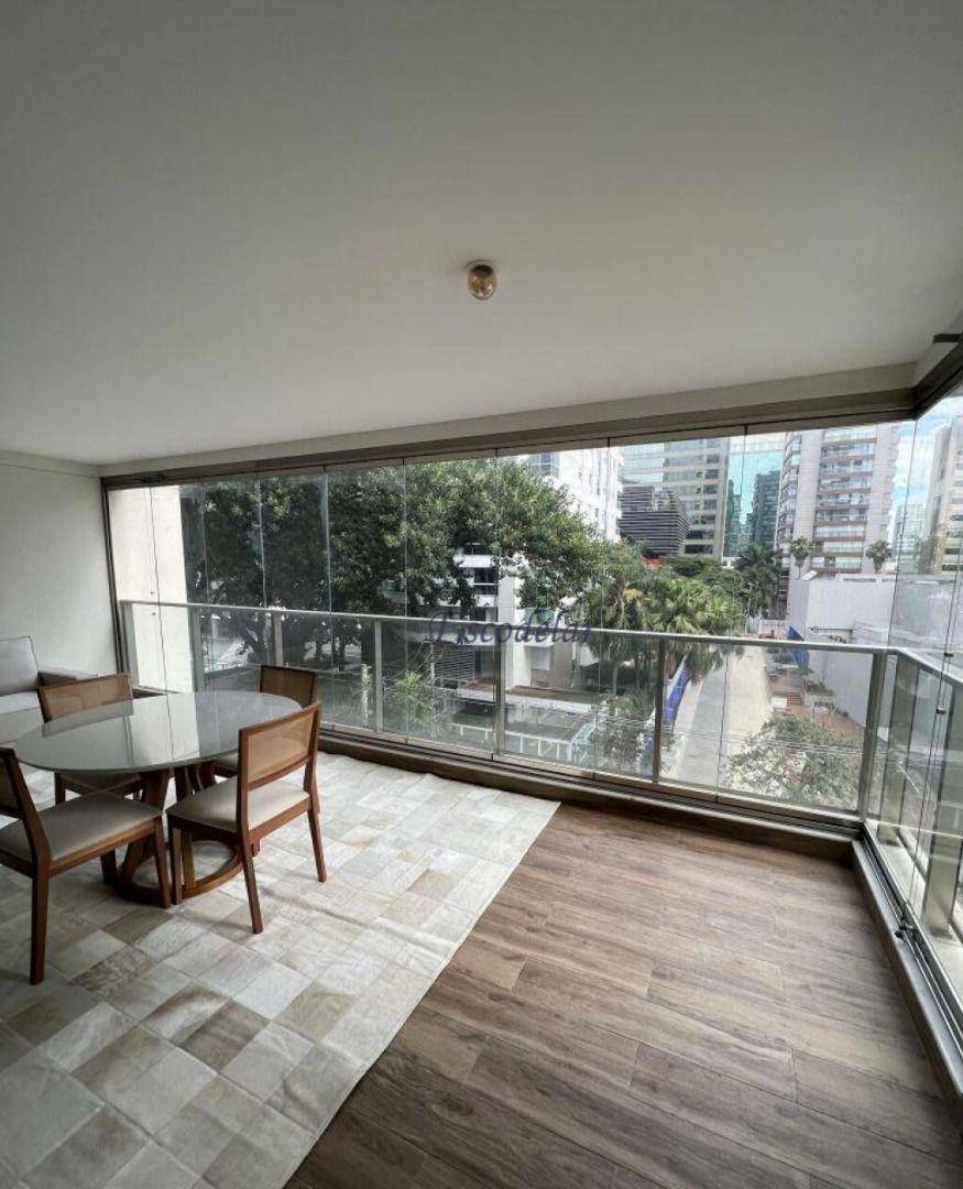 Apartamento para alugar com 2 quartos, 101m² - Foto 6