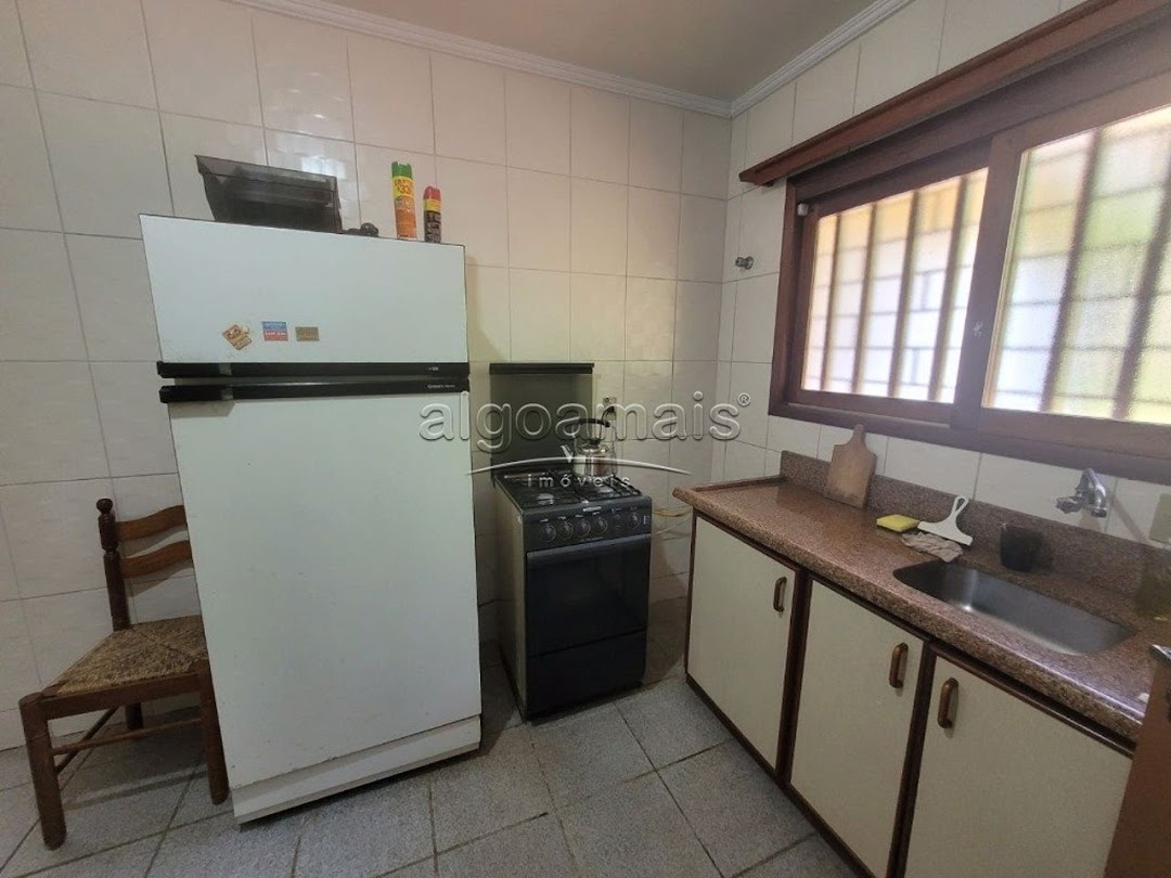 Casa à venda com 3 quartos, 250m² - Foto 12