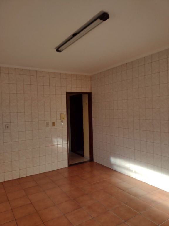 Sobrado à venda com 6 quartos, 140m² - Foto 10