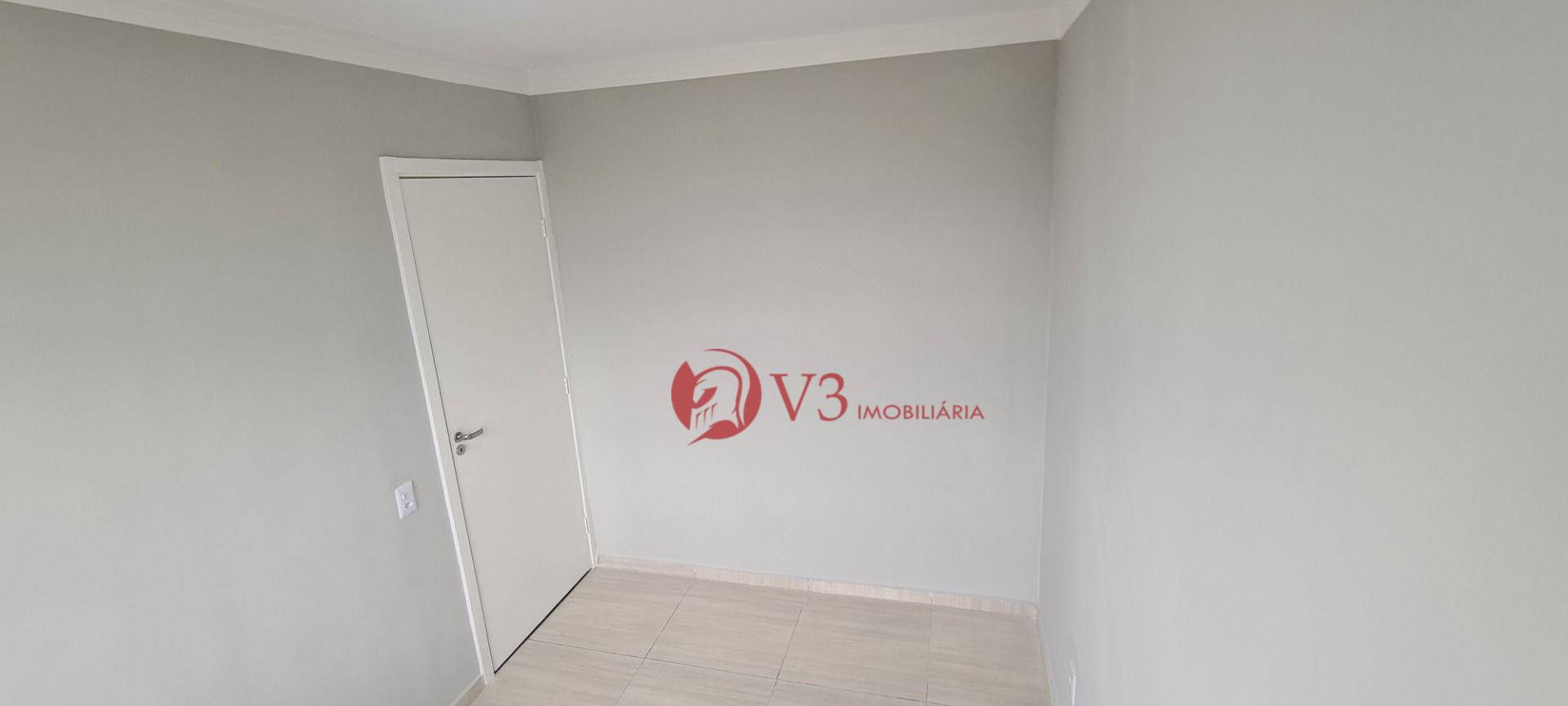 Apartamento à venda com 2 quartos, 40m² - Foto 11