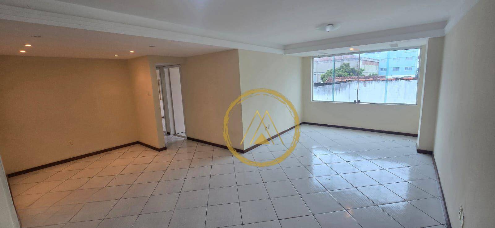 Apartamento para alugar com 3 quartos, 130m² - Foto 1