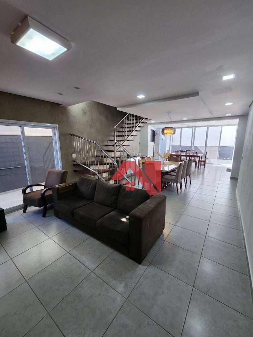 Sobrado à venda com 4 quartos, 240m² - Foto 16