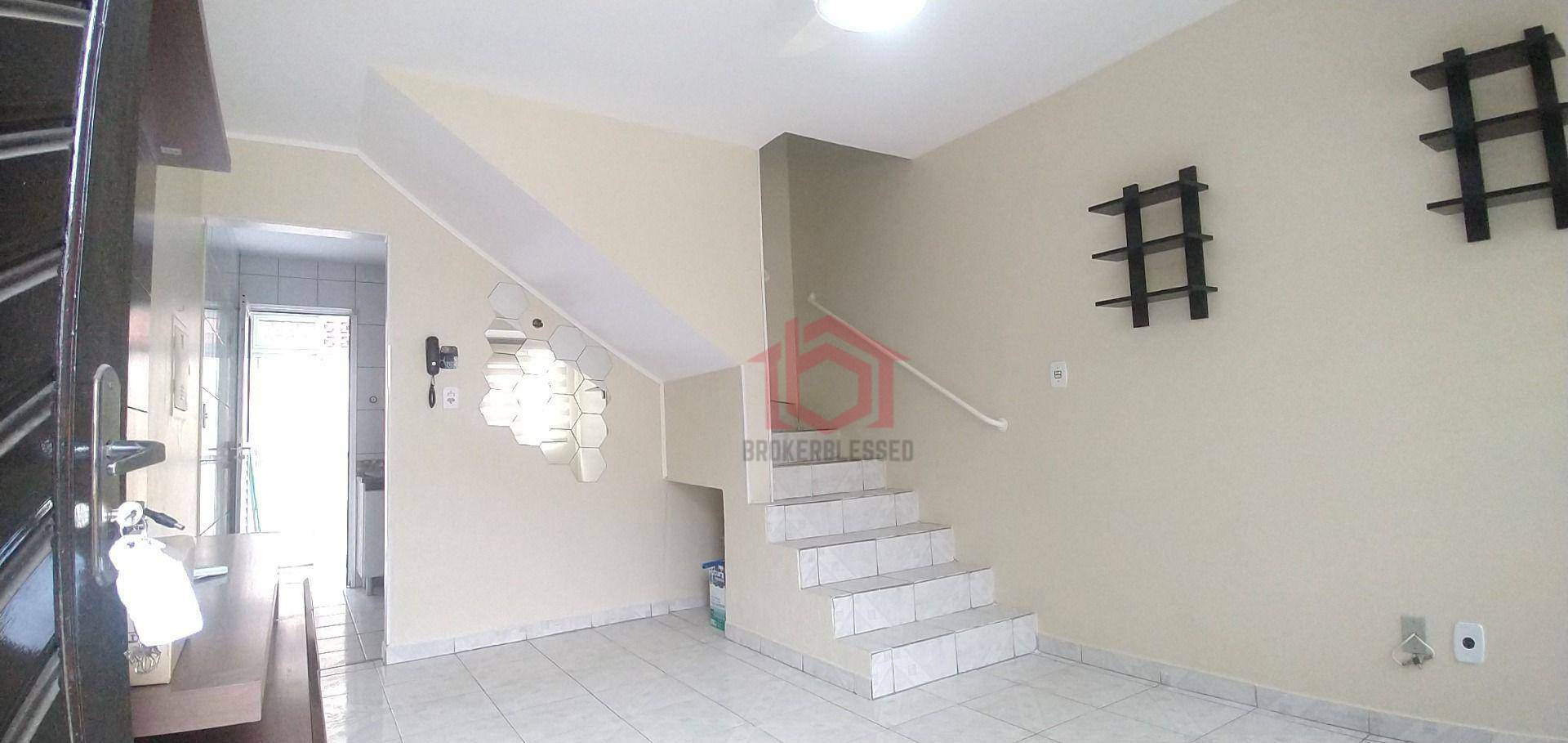 Sobrado à venda com 2 quartos, 66m² - Foto 2