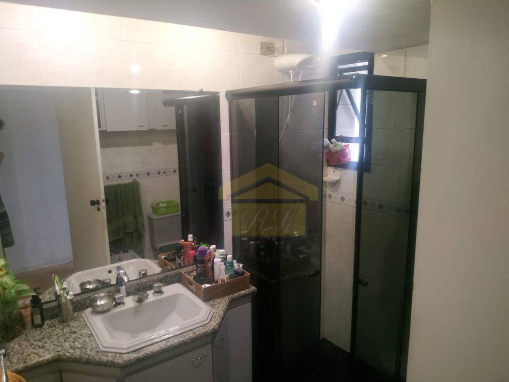 Apartamento à venda com 3 quartos, 75m² - Foto 9