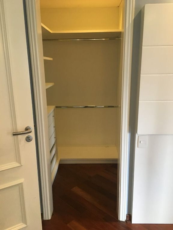 Apartamento à venda com 3 quartos, 215m² - Foto 5