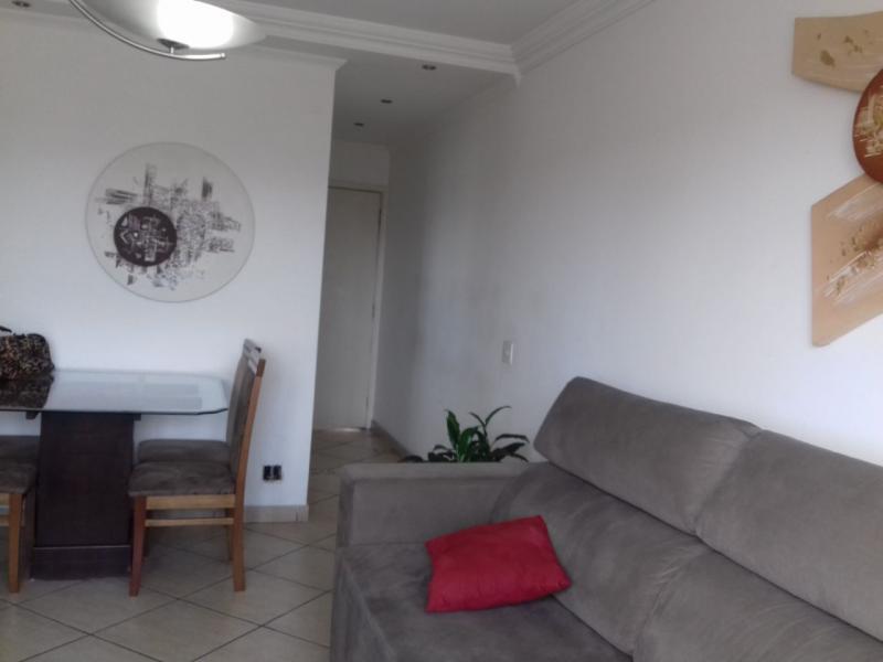 Apartamento à venda com 3 quartos, 76m² - Foto 3