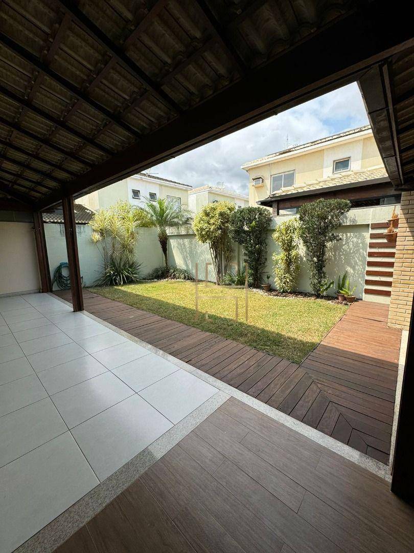 Casa de Condomínio à venda com 4 quartos, 200m² - Foto 18