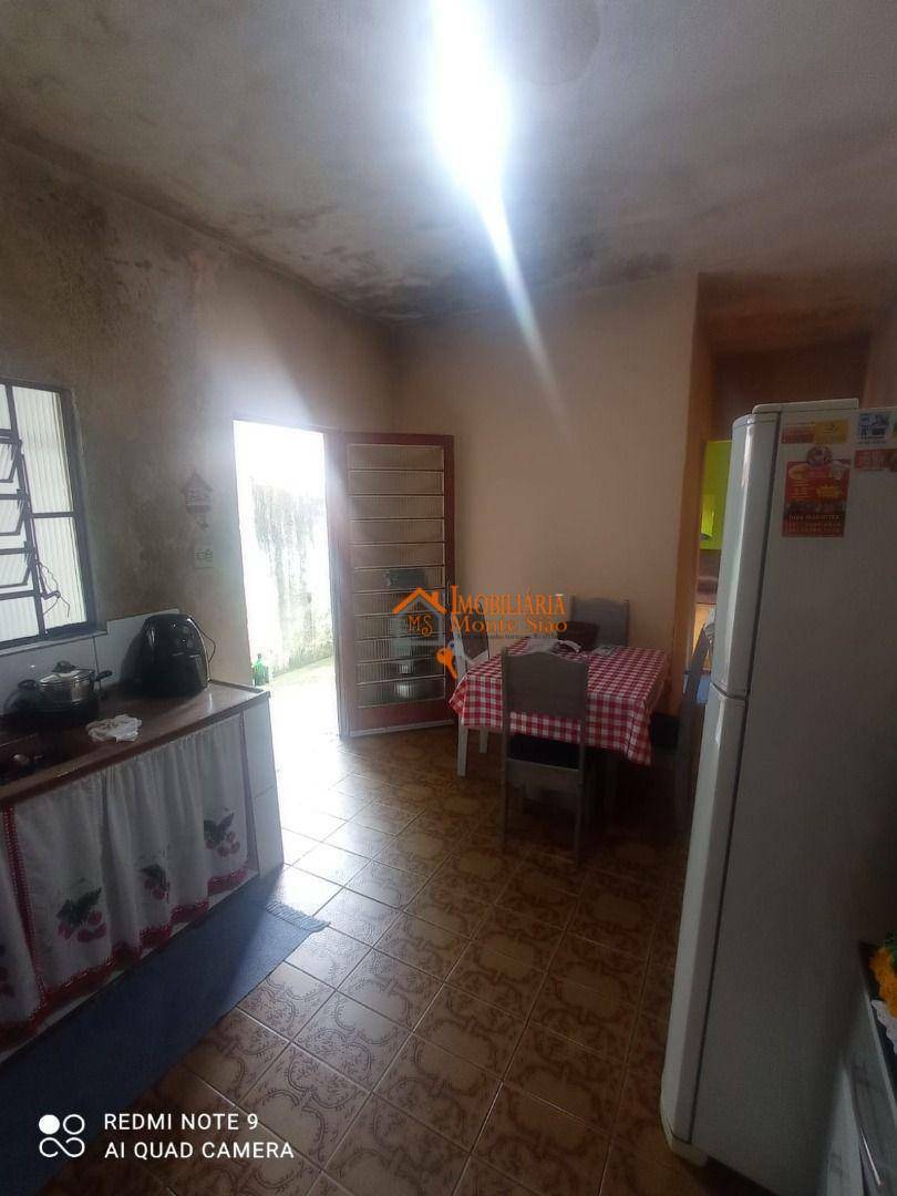 Sobrado à venda com 2 quartos, 150m² - Foto 3