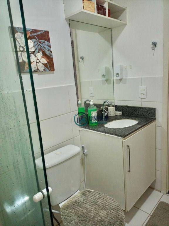 Apartamento à venda com 2 quartos, 65m² - Foto 16