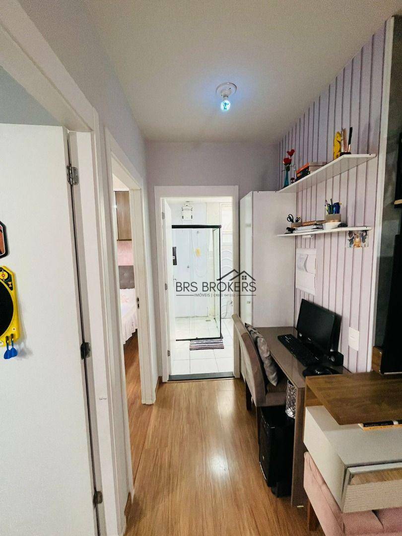 Apartamento à venda com 2 quartos, 44m² - Foto 14