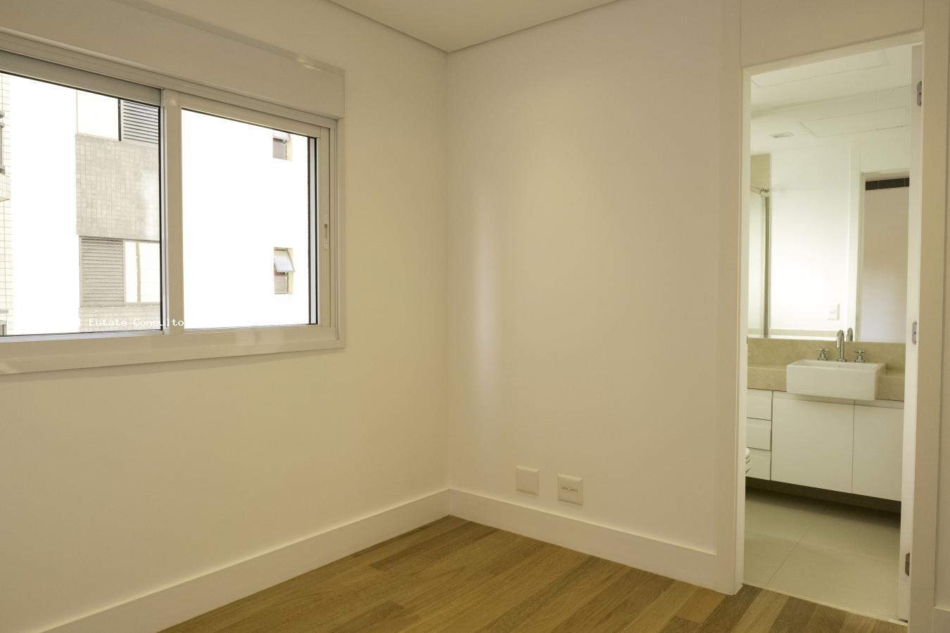 Apartamento para alugar com 4 quartos, 273m² - Foto 25