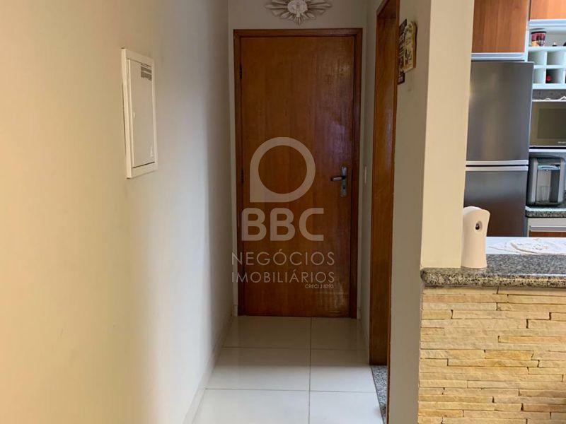 Apartamento à venda com 2 quartos, 67m² - Foto 1