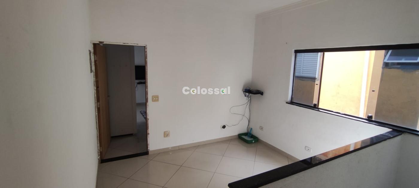 Casa para alugar com 3 quartos, 125m² - Foto 13