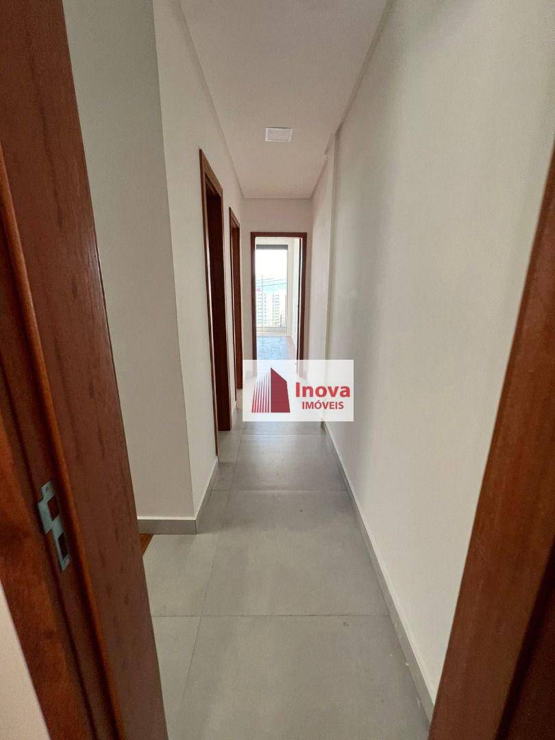 Casa à venda com 3 quartos, 200m² - Foto 12