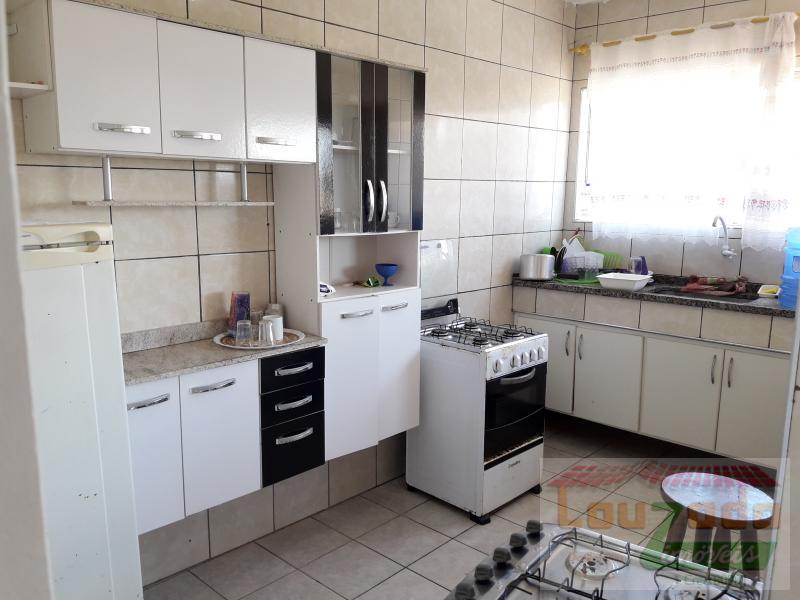 Apartamento à venda com 3 quartos, 86m² - Foto 2