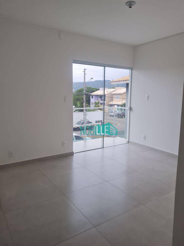 Casa à venda com 3 quartos, 72m² - Foto 9