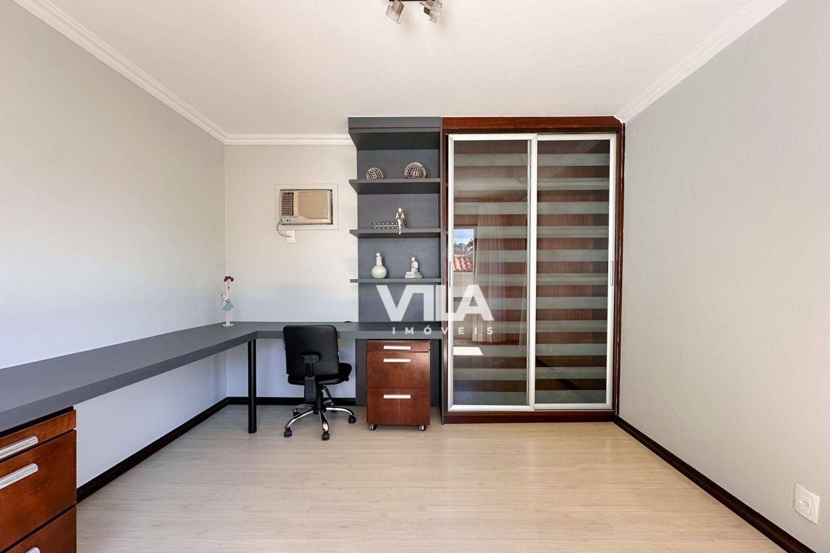 Casa à venda com 4 quartos, 313m² - Foto 38