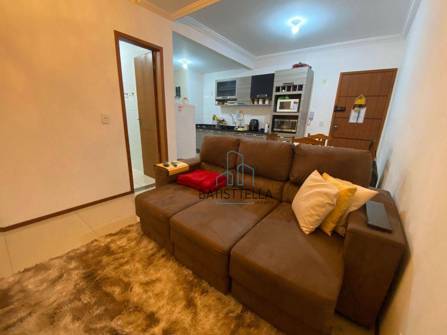 Apartamento à venda com 2 quartos, 69m² - Foto 3