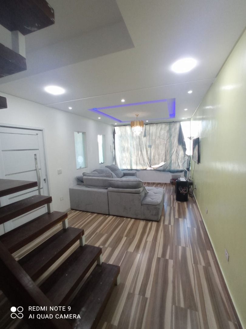 Sobrado à venda com 3 quartos, 350m² - Foto 2