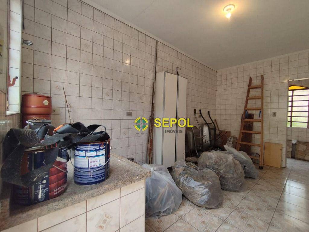 Sobrado à venda com 6 quartos, 250m² - Foto 46