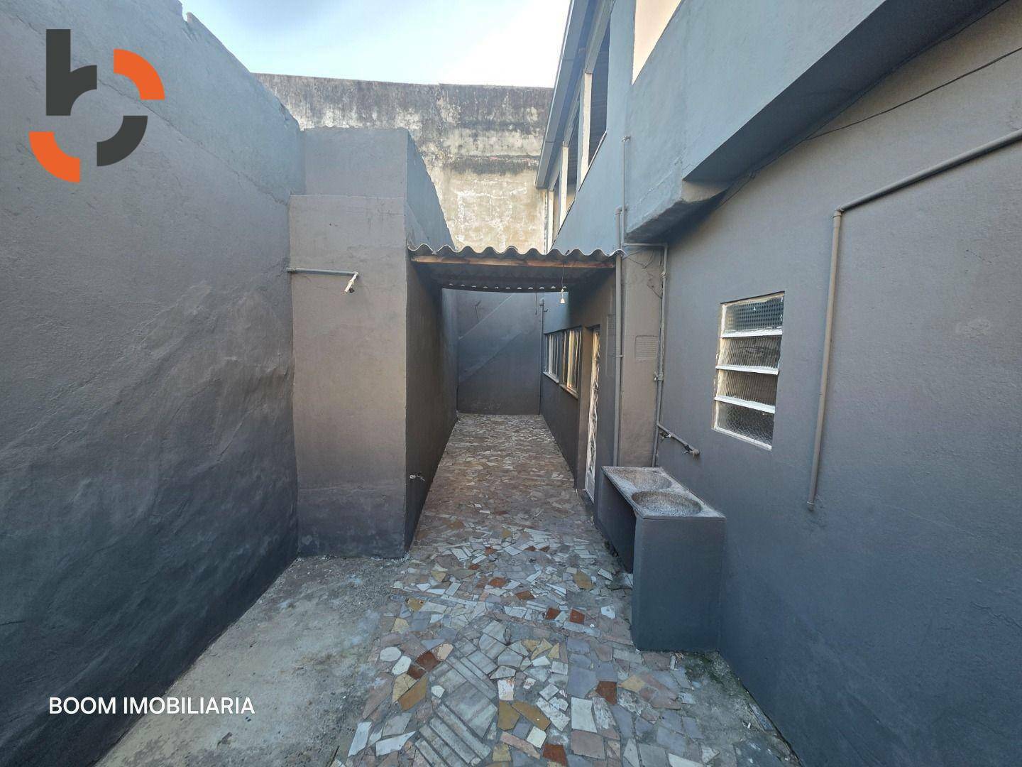 Casa à venda e aluguel com 1 quarto, 45m² - Foto 2