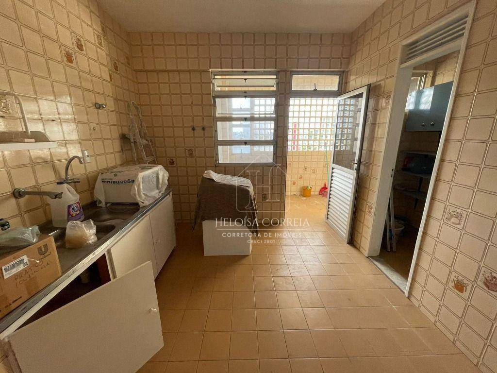 Apartamento à venda com 3 quartos, 130m² - Foto 5