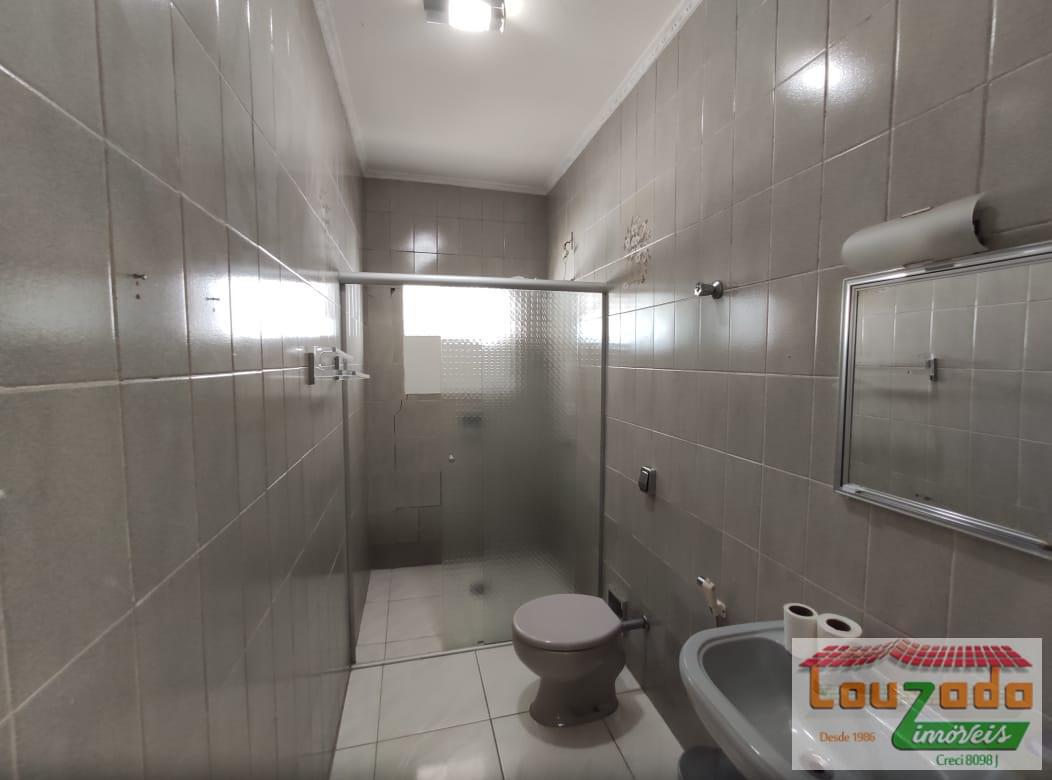 Casa à venda com 3 quartos, 309m² - Foto 16