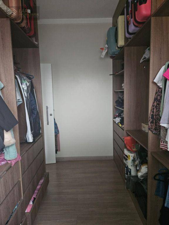 Casa de Condomínio para alugar com 4 quartos, 500m² - Foto 14