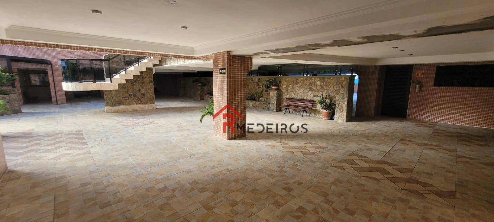 Apartamento à venda com 2 quartos, 80m² - Foto 13