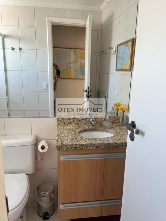 Apartamento para alugar com 2 quartos, 65m² - Foto 12