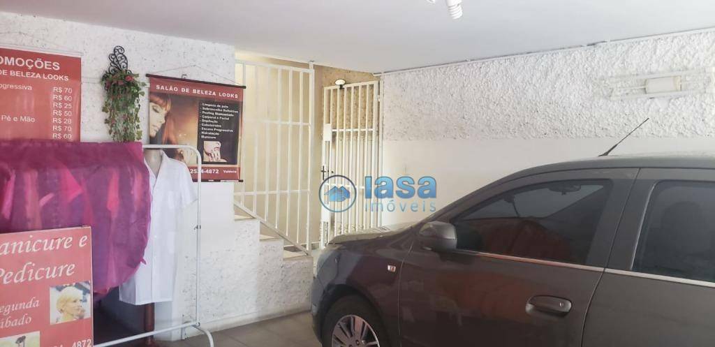 Sobrado à venda com 3 quartos, 218m² - Foto 31