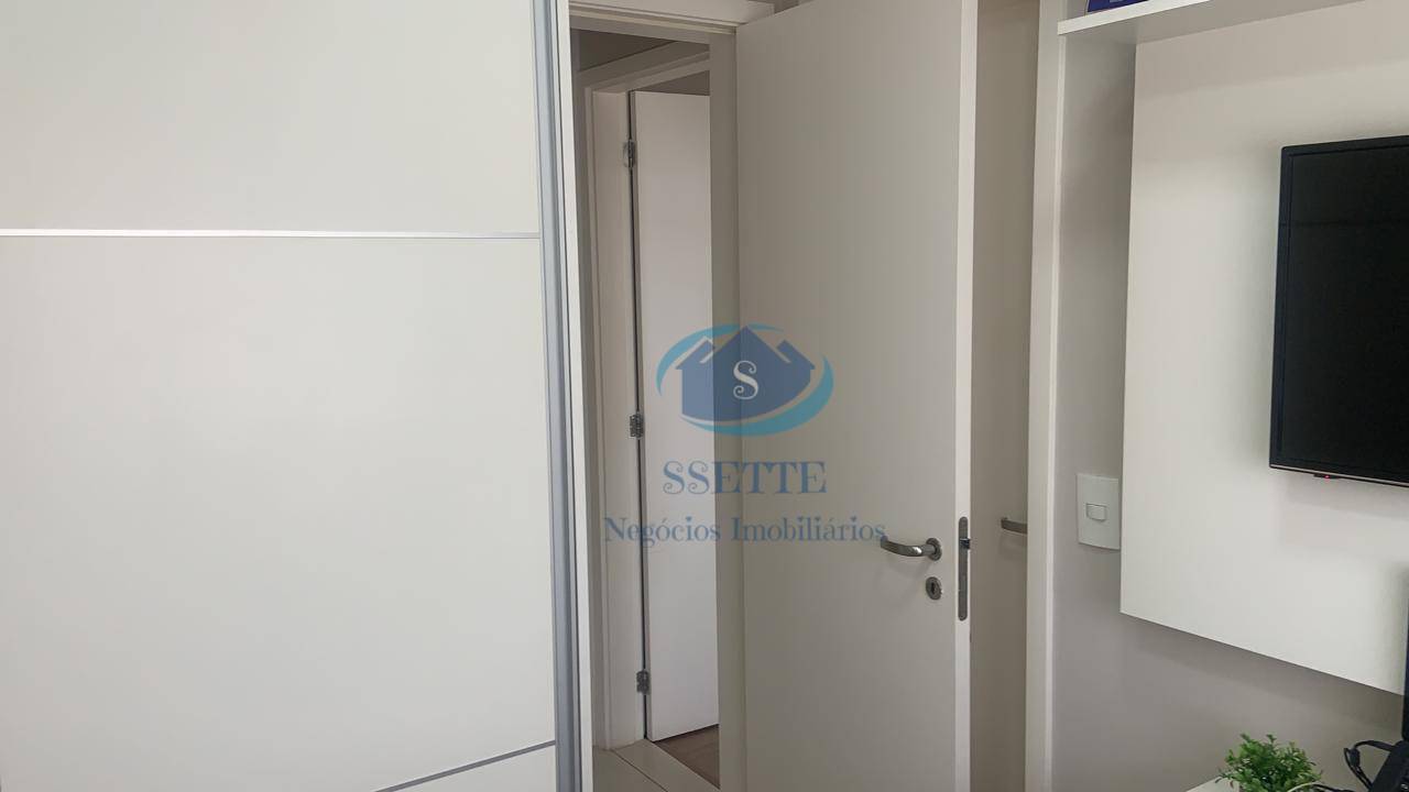 Apartamento à venda com 2 quartos, 76m² - Foto 17