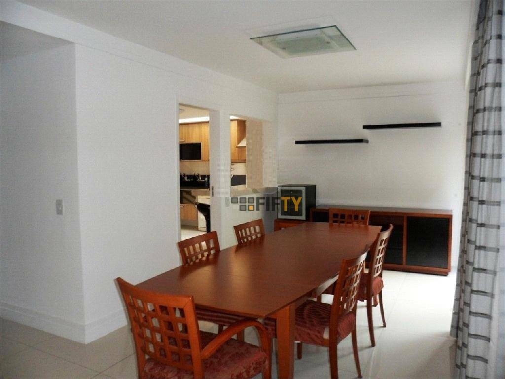 Casa à venda com 3 quartos, 280m² - Foto 1